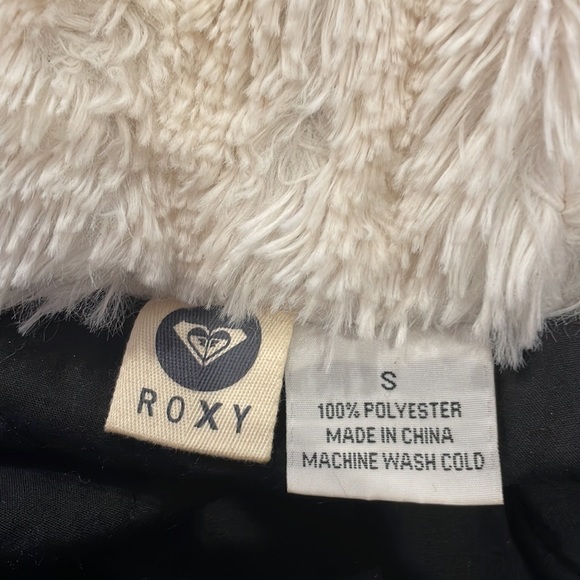 Roxy Hooded Winter Jacket - Picture 5 of 10